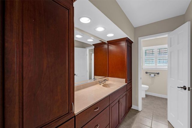 37 Colony Park Circle, Galveston, TX 77551