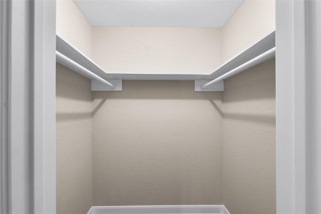 37 Colony Park Circle, Galveston, TX 77551