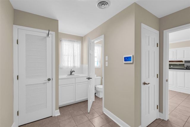 37 Colony Park Circle, Galveston, TX 77551