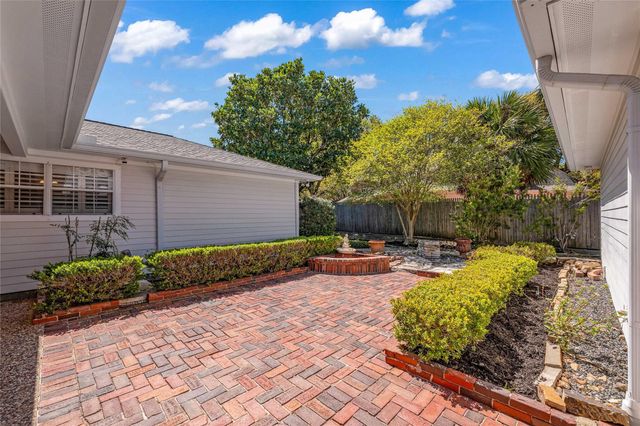 37 Colony Park Circle, Galveston, TX 77551