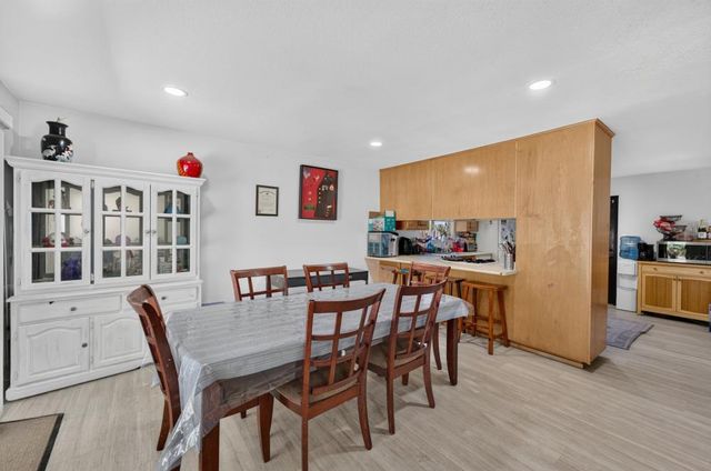 2615 Water Tree Way, Sacramento, CA 95826