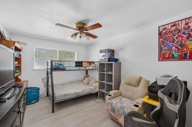2615 Water Tree Way, Sacramento, CA 95826