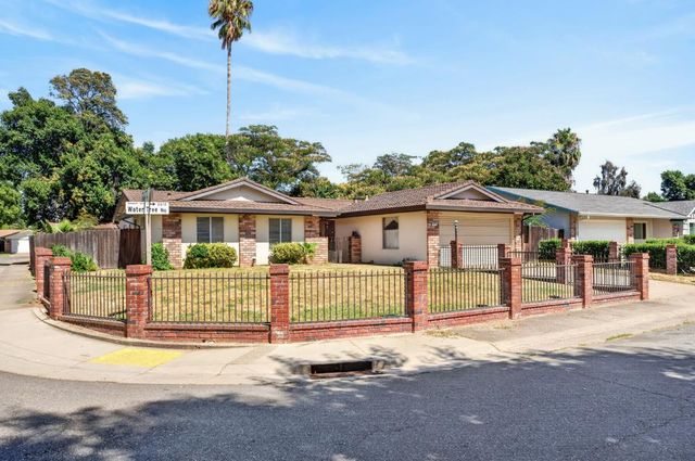 2615 Water Tree Way, Sacramento, CA 95826