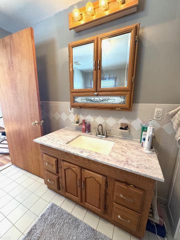 3915 Gregory Road, Iosco Twp, MI 48137