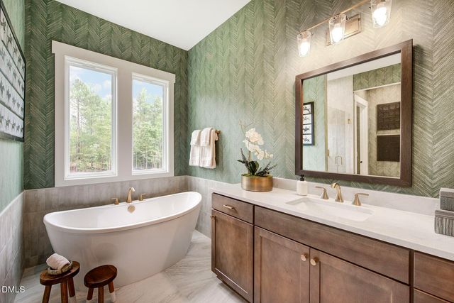 1912 Lawrence Rd, Hillsborough, NC 27278