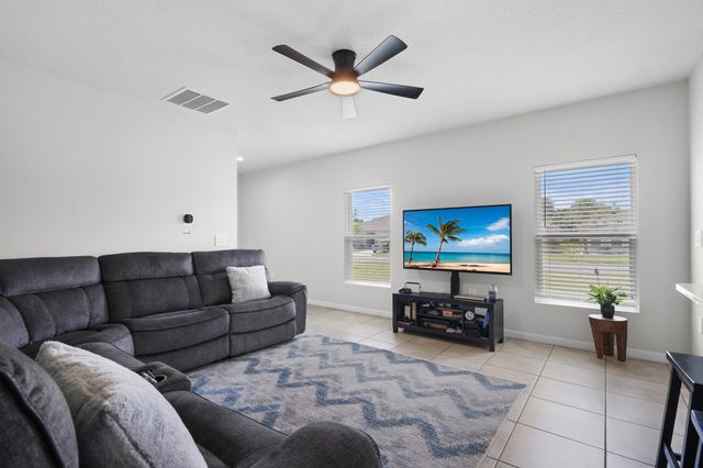 521 Cherimoya Street, Fort Pierce, FL 34981