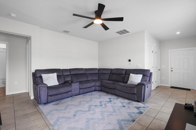 521 Cherimoya Street, Fort Pierce, FL 34981