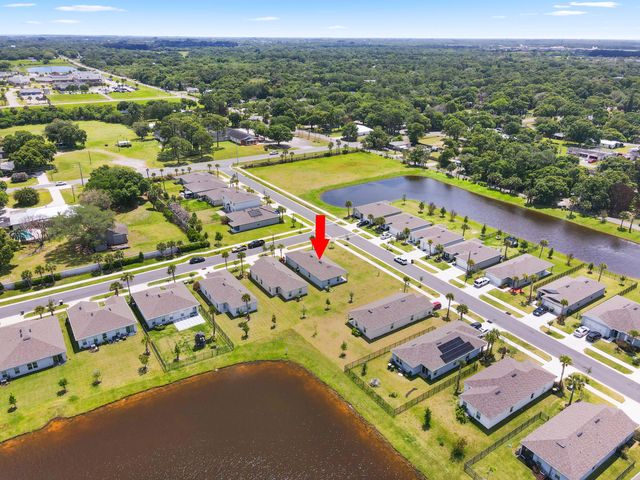 521 Cherimoya Street, Fort Pierce, FL 34981