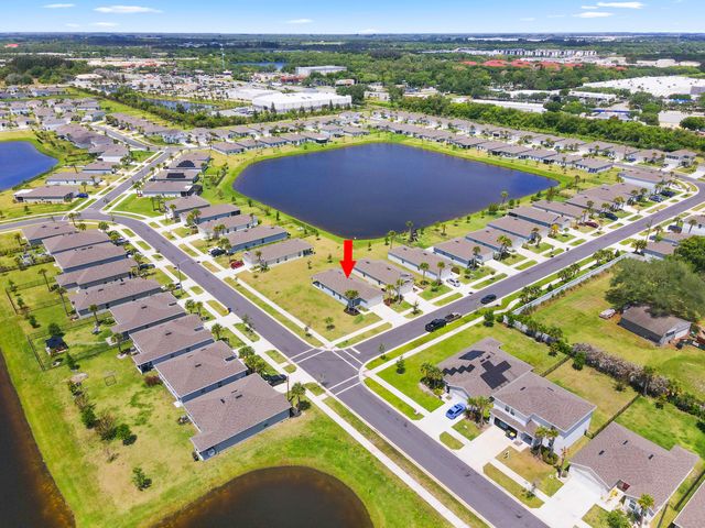 521 Cherimoya Street, Fort Pierce, FL 34981