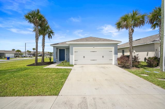 521 Cherimoya Street, Fort Pierce, FL 34981