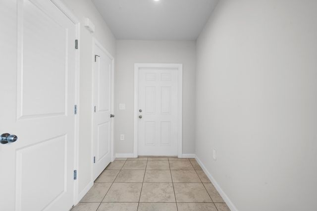 521 Cherimoya Street, Fort Pierce, FL 34981