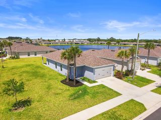 521 Cherimoya Street, Fort Pierce, FL 34981
