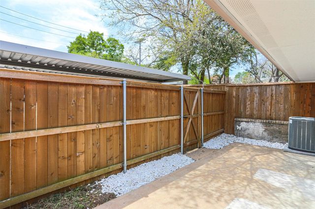 13706 Flagstone Lane, Dallas, TX 75240