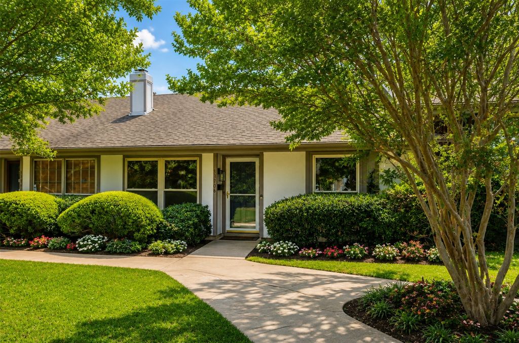 13706 Flagstone Lane, Dallas, TX 75240