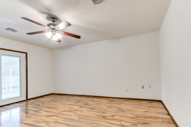7620 NW 28th Terrace, Bethany, OK 73008