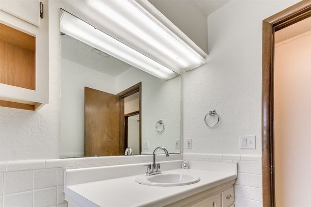 7620 NW 28th Terrace, Bethany, OK 73008