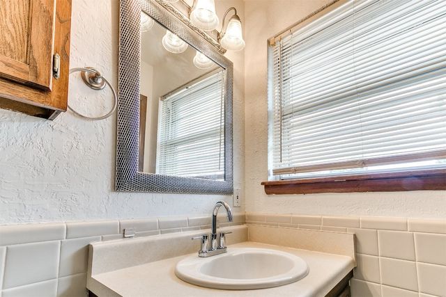 7620 NW 28th Terrace, Bethany, OK 73008