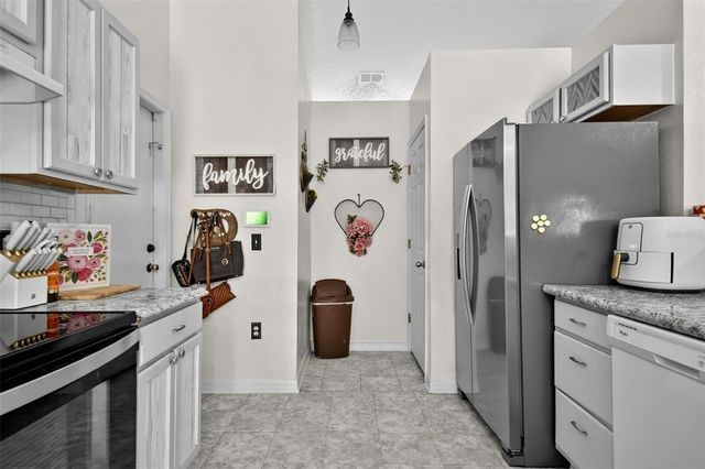 195 PARKVIEW DRIVE, Palm Coast, FL 32164
