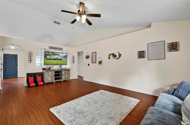 195 PARKVIEW DRIVE, Palm Coast, FL 32164