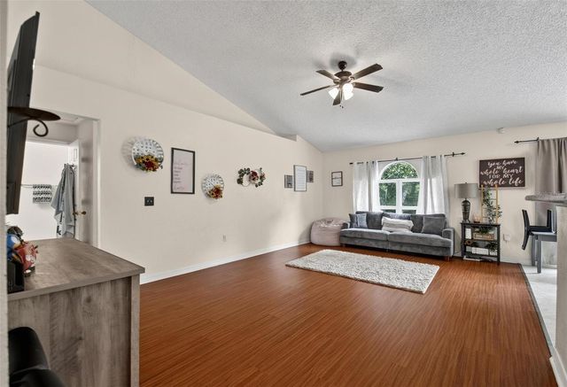 195 PARKVIEW DRIVE, Palm Coast, FL 32164