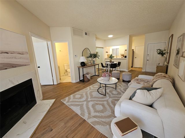 5550 Spring Valley Road C14, Dallas, TX 75254