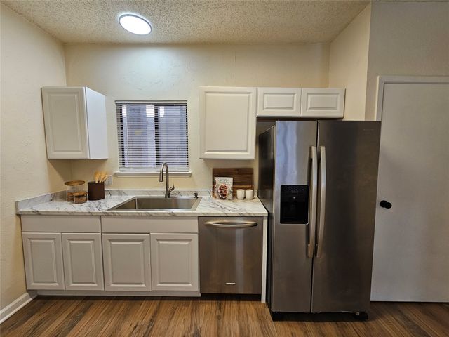 5550 Spring Valley Road C14, Dallas, TX 75254