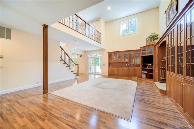 49 Barkit Kennel Road, Pleasant Valley, NY 12569