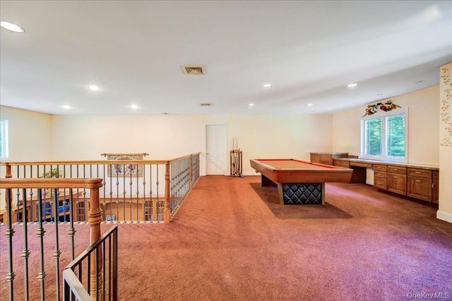 49 Barkit Kennel Road, Pleasant Valley, NY 12569