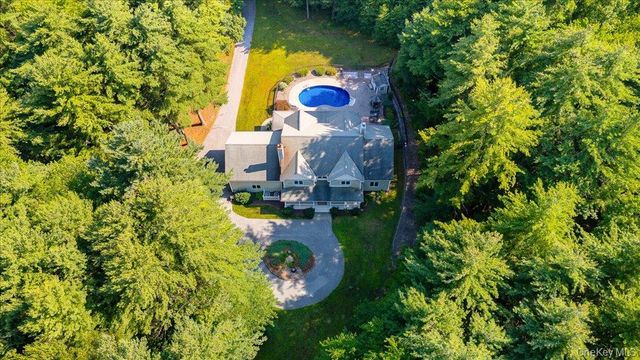 49 Barkit Kennel Road, Pleasant Valley, NY 12569