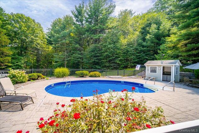 49 Barkit Kennel Road, Pleasant Valley, NY 12569