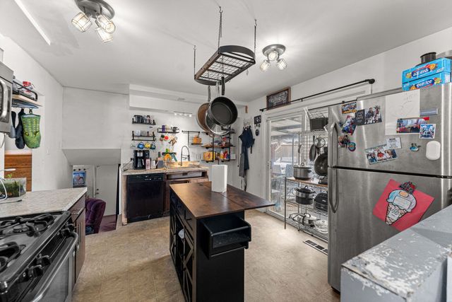 6036 Rob Roy Drive, Oak Forest, IL 60452