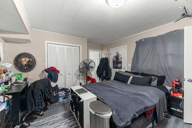 6036 Rob Roy Drive, Oak Forest, IL 60452