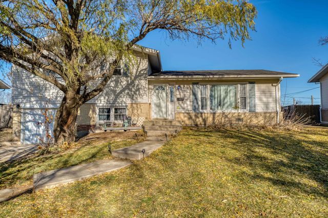 6036 Rob Roy Drive, Oak Forest, IL 60452