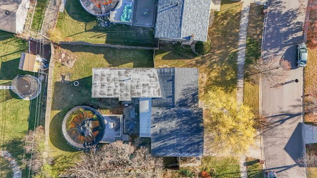 6036 Rob Roy Drive, Oak Forest, IL 60452