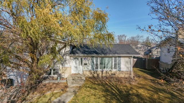 6036 Rob Roy Drive, Oak Forest, IL 60452