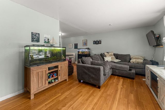 6036 Rob Roy Drive, Oak Forest, IL 60452