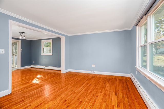 25 Newcomb Rd, Westminster, MA 01473