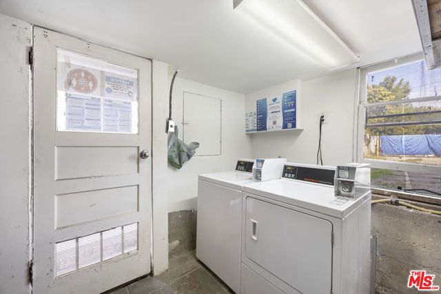 2335 Miramar Street, Los Angeles, CA 90057