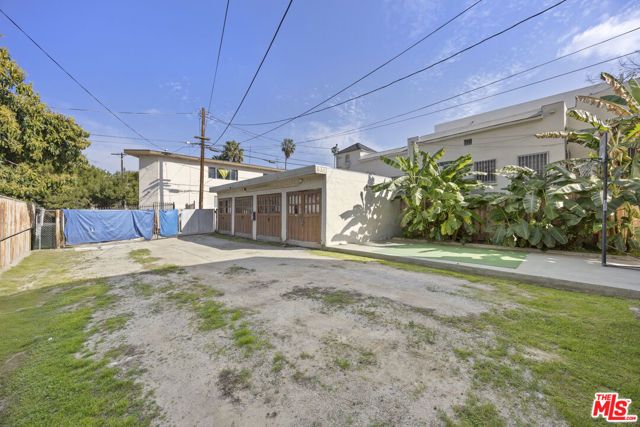 2335 Miramar Street, Los Angeles, CA 90057