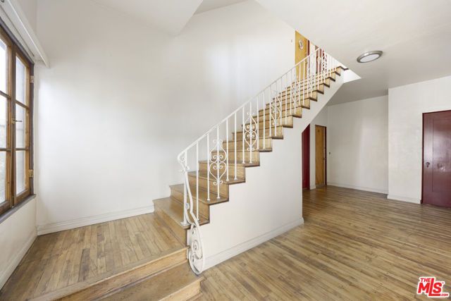 2335 Miramar Street, Los Angeles, CA 90057