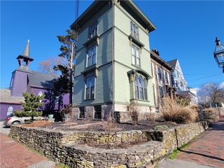 92 Pelham Street 1, Newport, RI 02840