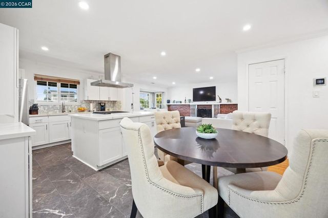 993 Argenta Court, Pacheco, CA 94553