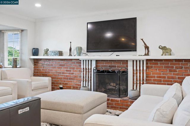 993 Argenta Court, Pacheco, CA 94553