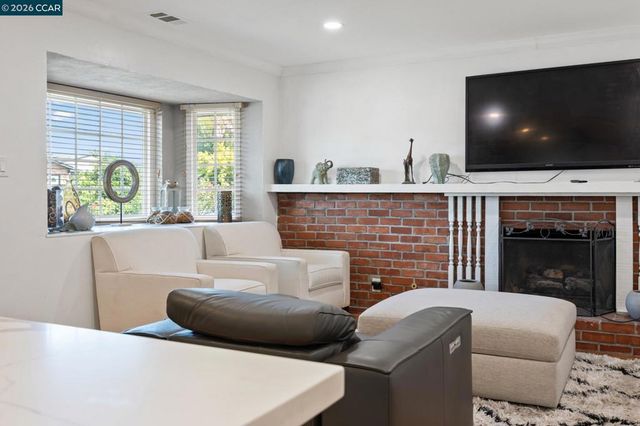 993 Argenta Court, Pacheco, CA 94553
