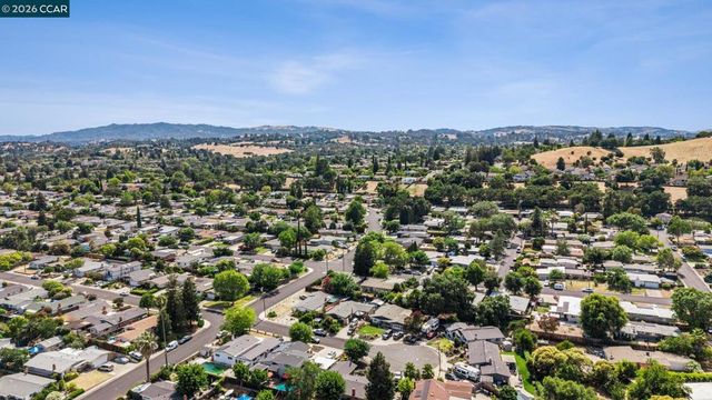 993 Argenta Court, Pacheco, CA 94553