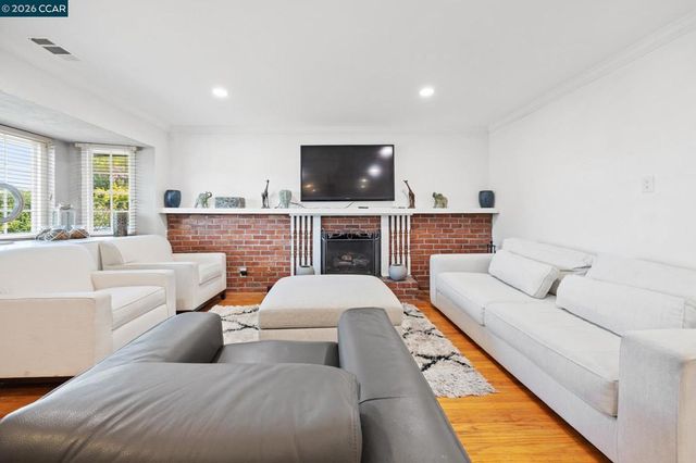 993 Argenta Court, Pacheco, CA 94553
