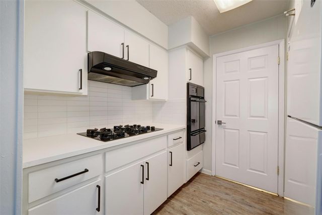 8001 Ceberry DR, Austin, TX 78759