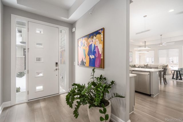 7484 Gramercy Circle, West Bloomfield Charter Township, MI 48322