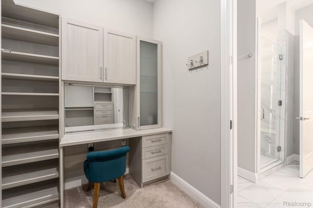 7484 Gramercy Circle, West Bloomfield Charter Township, MI 48322