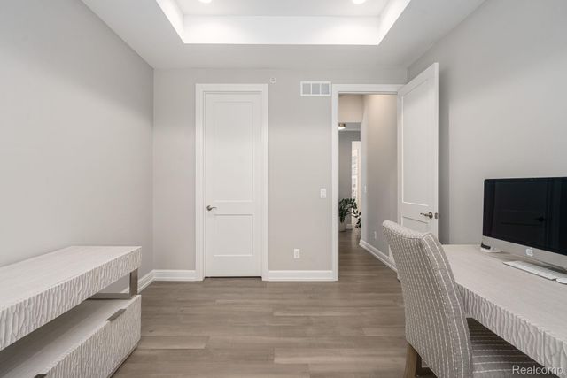 7484 Gramercy Circle, West Bloomfield Charter Township, MI 48322